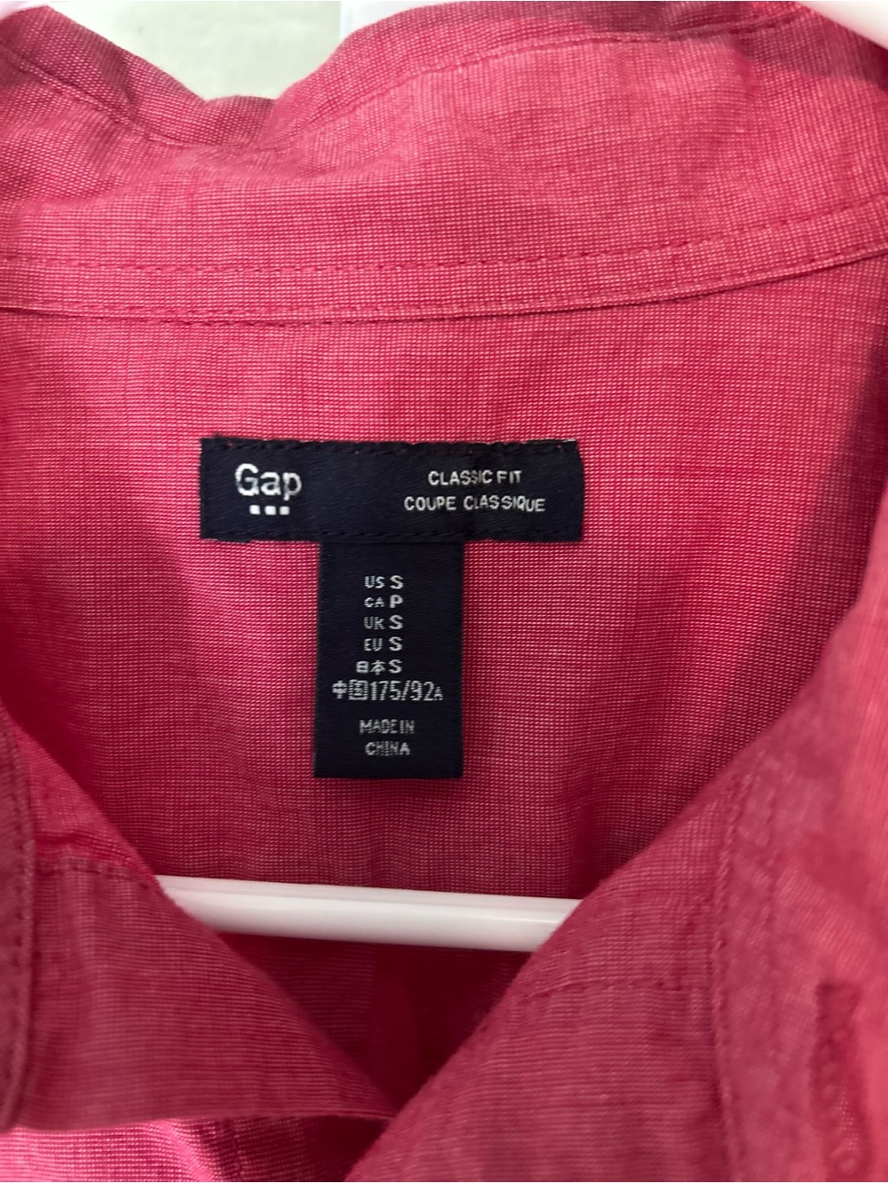 GAP Classic Fit Pink Woven 100% Cotton Button Down Shirt Small - Picture 2 of 7